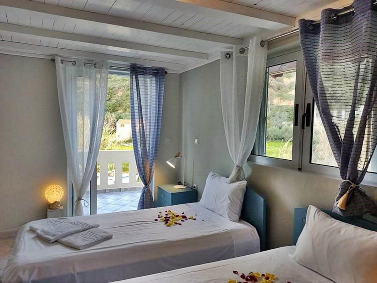 House Just On The Beach -Included 2 Canoe, 2 Bicycles Ravdhoúkha Extérieur photo