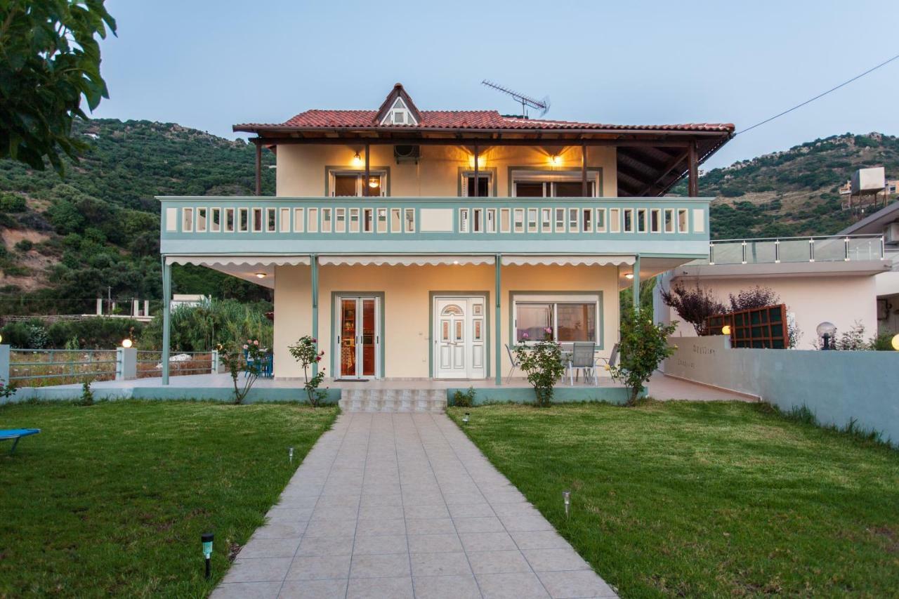 House Just On The Beach -Included 2 Canoe, 2 Bicycles Ravdhoúkha Extérieur photo