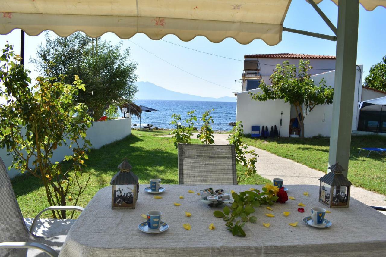 House Just On The Beach -Included 2 Canoe, 2 Bicycles Ravdhoúkha Extérieur photo